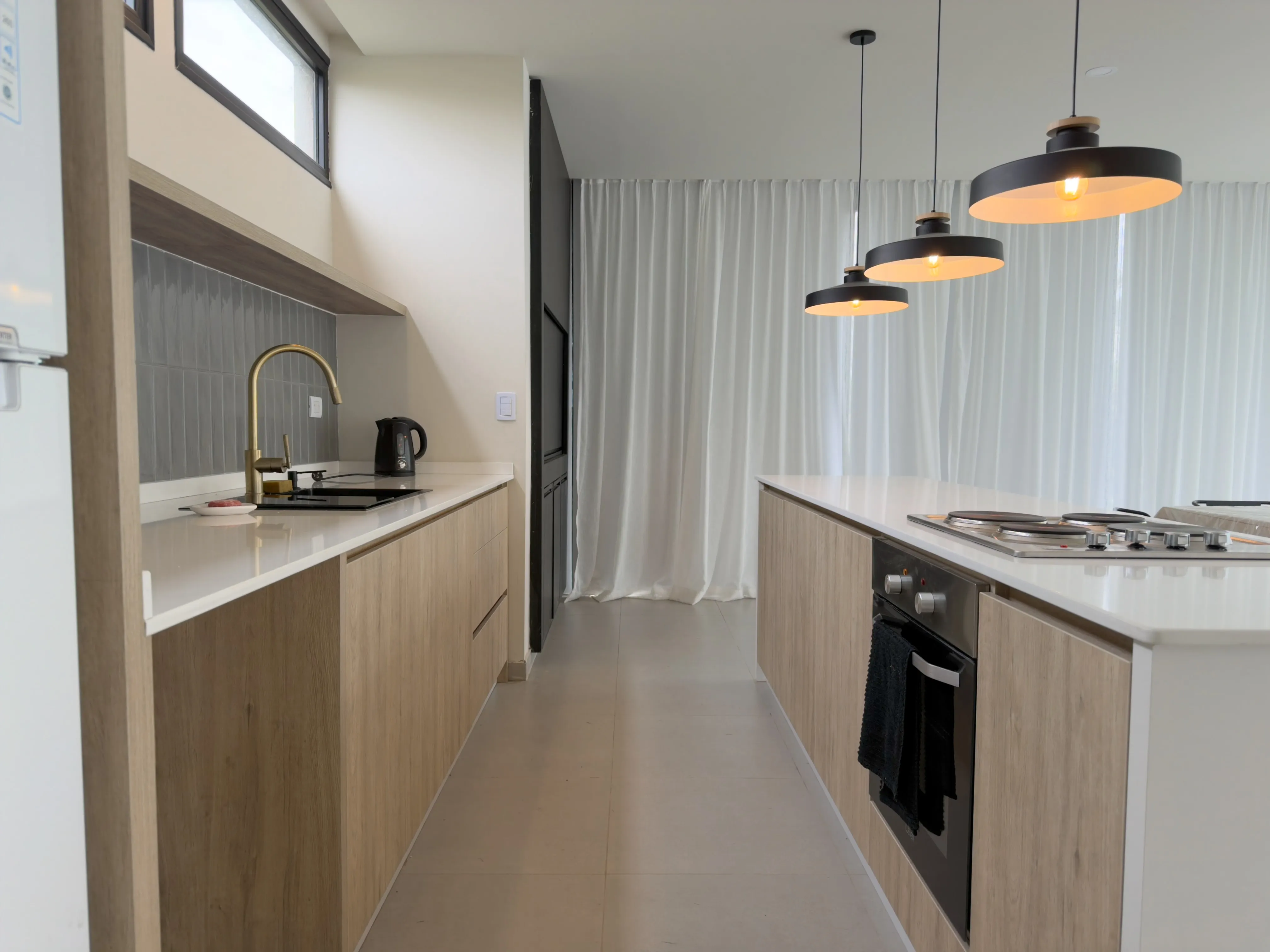 Cocina general a medida con isla